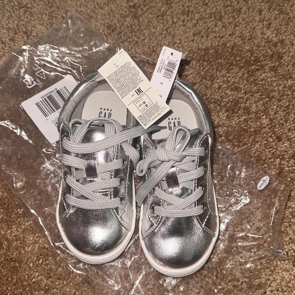 Brand new baby gap sneakers size 10 metallic color